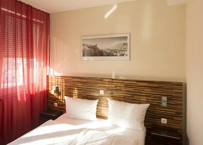 Hotelo 3* Heidelberg