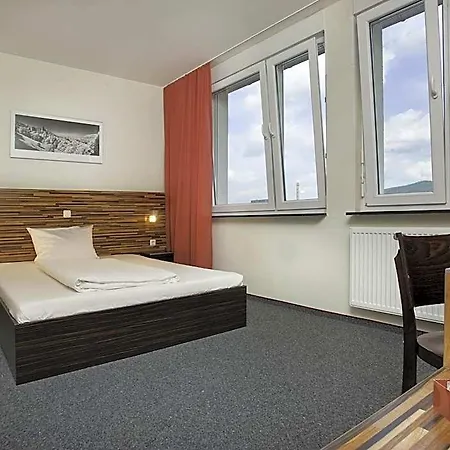 Hotel Hotelo 3*