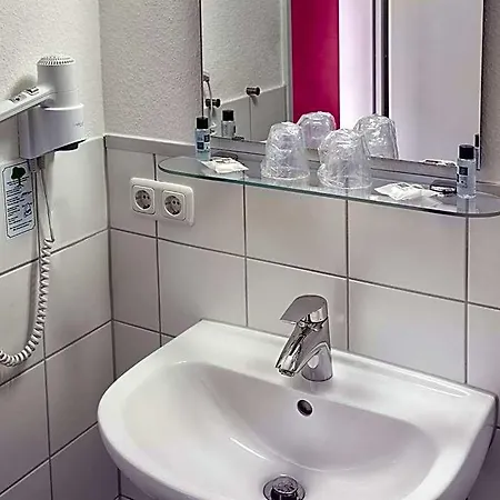 Hotelo Hotel