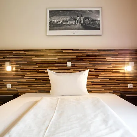 Hotelo Hotel 3*